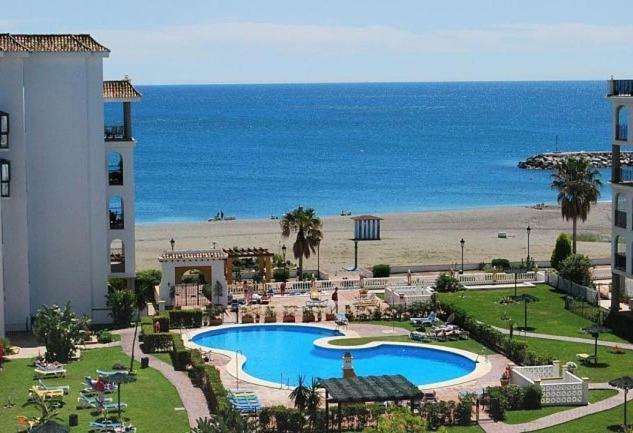 Personal Y Coqueto En Primerisima Linea De Playa, En La Costa Del Sol. Puerto De La Duquesa Castillo de Sabinillas Ngoại thất bức ảnh
